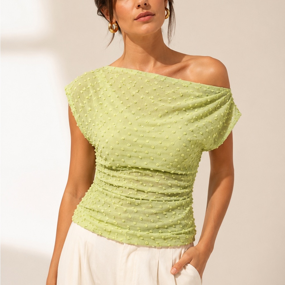 NWOT 🥑 Green Bateau Neck off the shoulders Asymmetrical Swiss Polka Dots Top